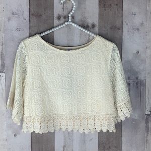 NWT Francesca’s Alya ivory crop top size Small